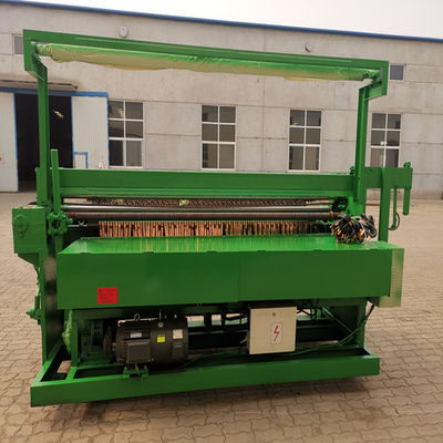Qualität  Anticorrosion Chicken Fence Wire Mesh Welder Automatic usine